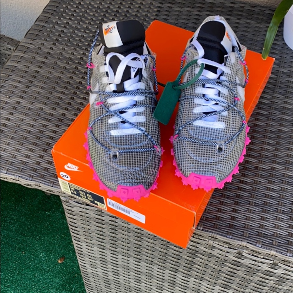 NIKE X OFF-WHITE WAFFLE RACER BLACK & PINK